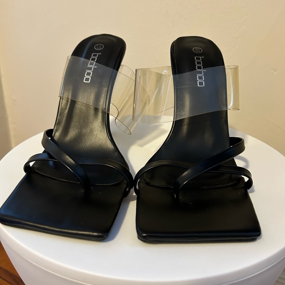 Boohoo Womens Black Sandals Y2K Size 8.5
